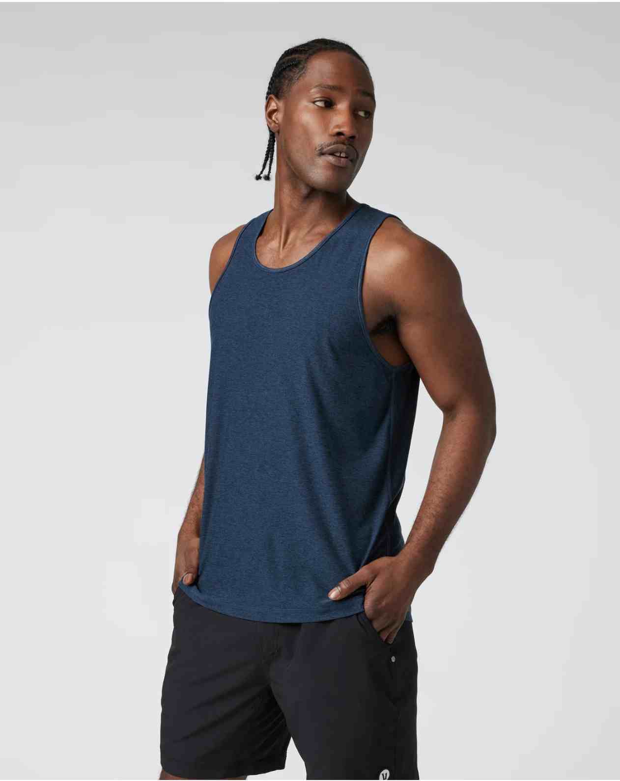 Hoodies & Sweatshirts